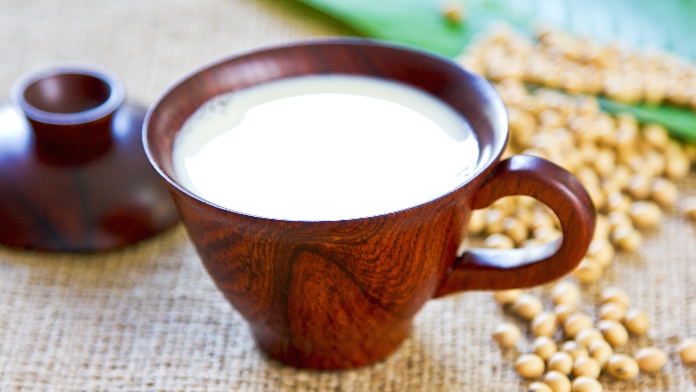 Latte di soia, proprietà e benefici